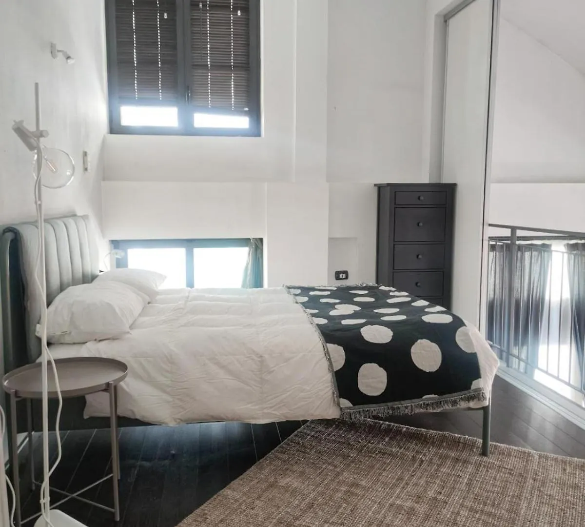 Apartament Refined Urban Living In Fondazione Prada Mediolan 0*,